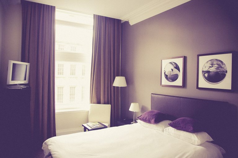 Hotel bedroom windows (Unsplash)