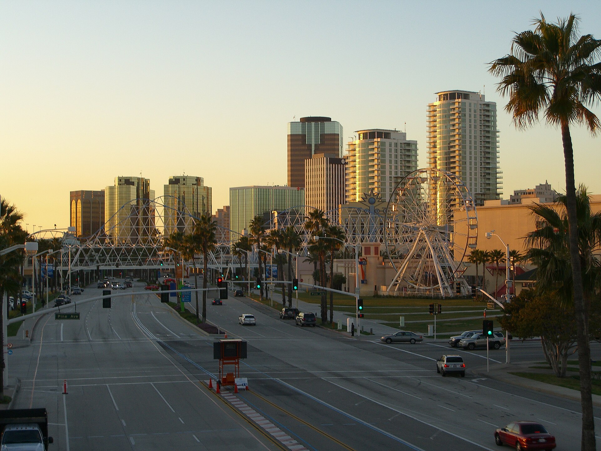 Ocean Boulevard and downtown Long Beach (neighborhood view; may not show 200 West Ocean)