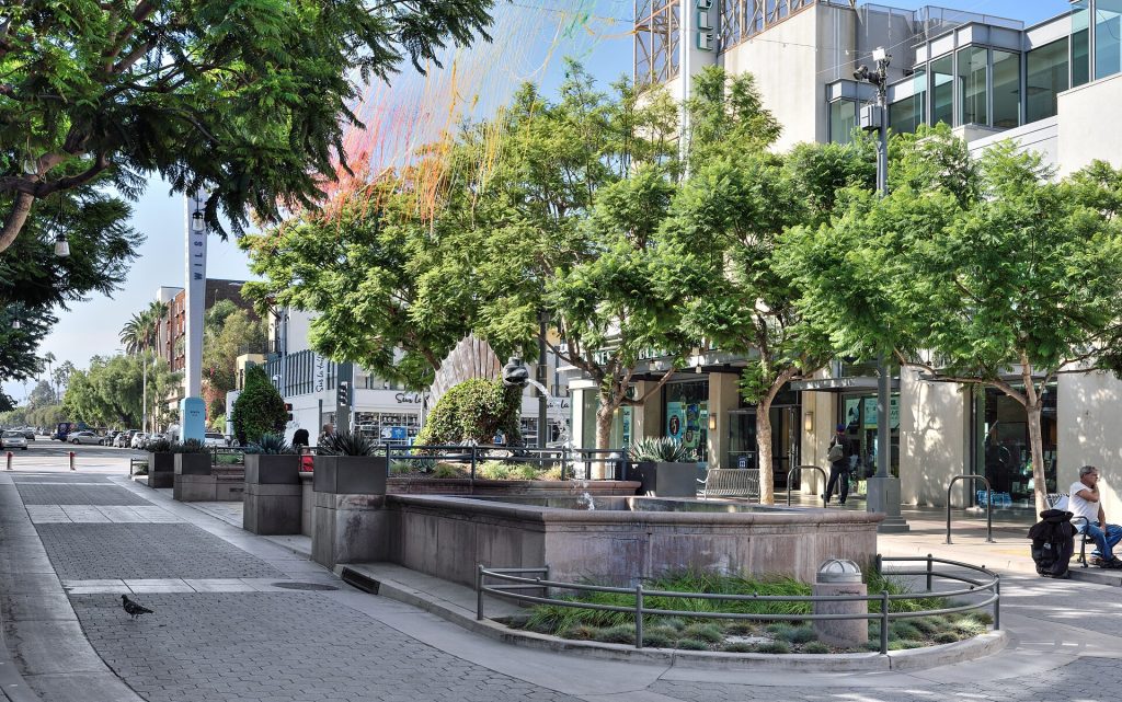Santa Monica – Third Street Promenade (c) Sept 2017
